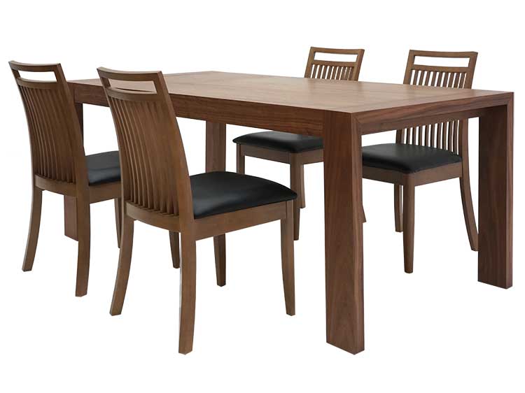 Dining Table with 4 chairs Set (Used)